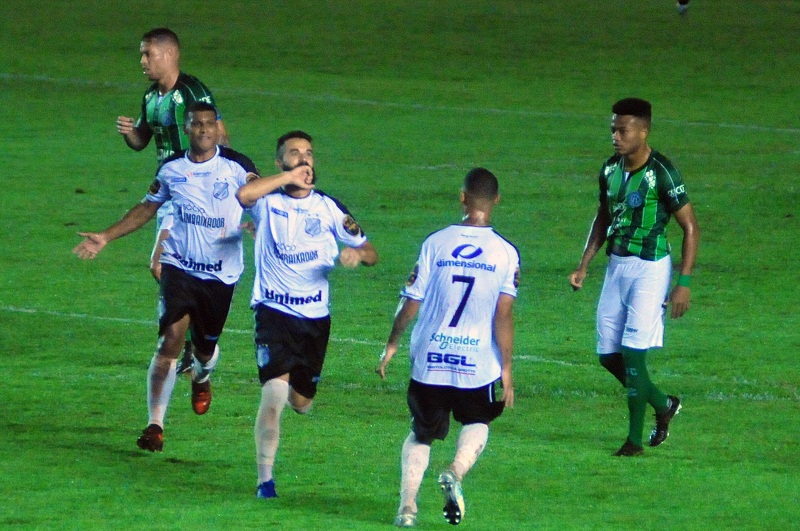 Inter não vence o Guarani no Limeirão há 24 anos