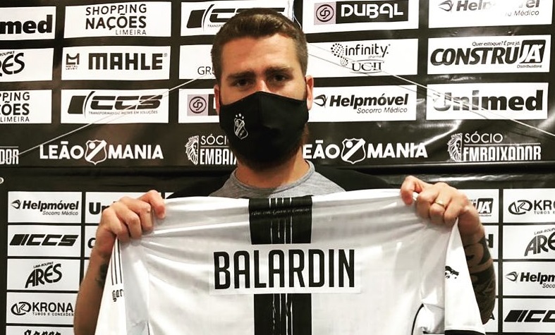 Balardin entra na lista dos 20 jogadores que mais atuaram pela Inter