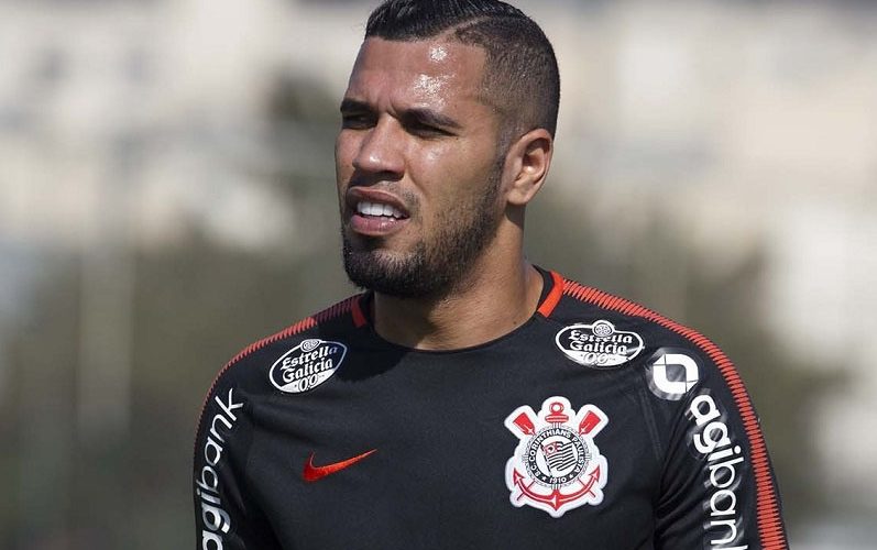 Jonathas, ex-Corinthians, deve ser o novo centroavante da Inter