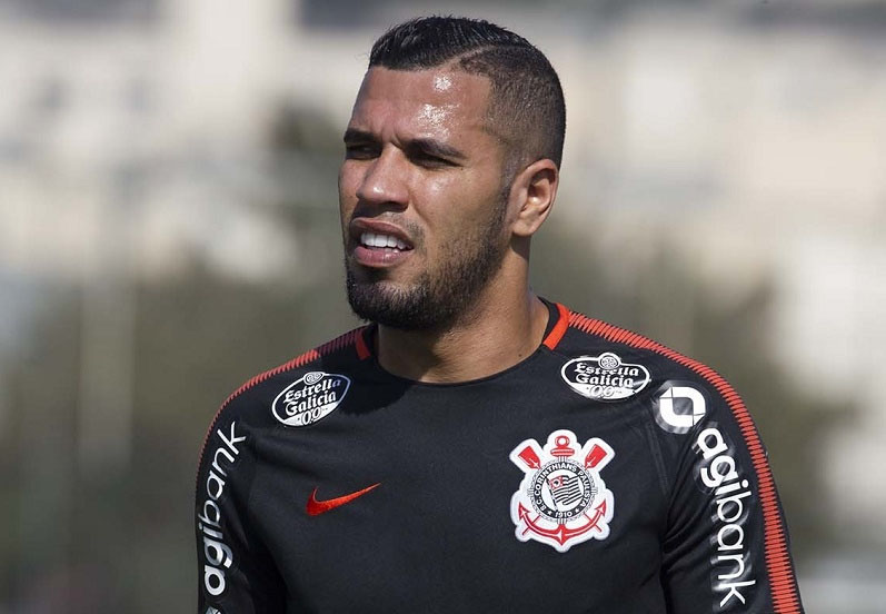 Jonathas, ex-Corinthians, deve ser o novo centroavante da Inter