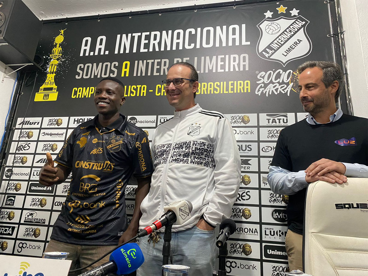 Inter contrata volante senegalês do São Paulo