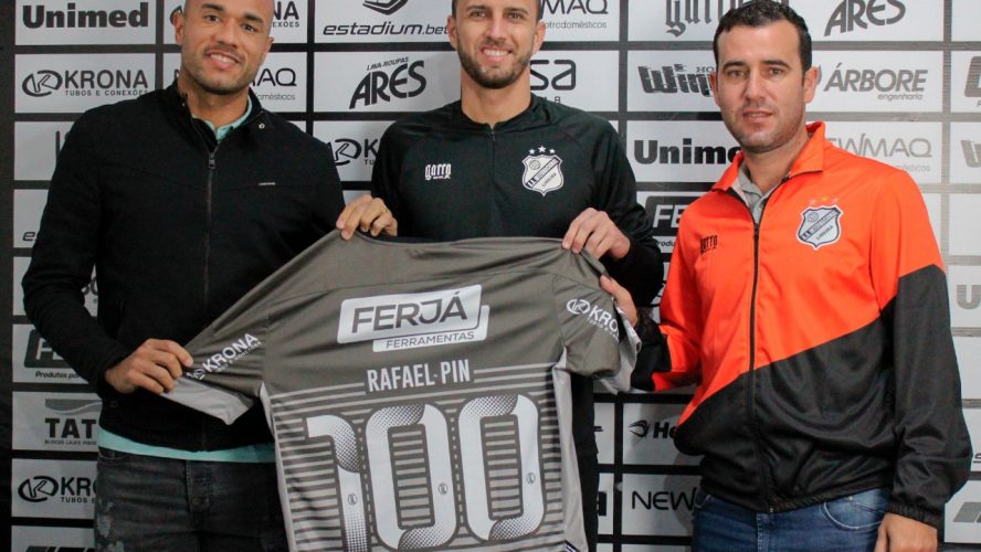 Goleiro Rafael Pin é homenageado na Inter