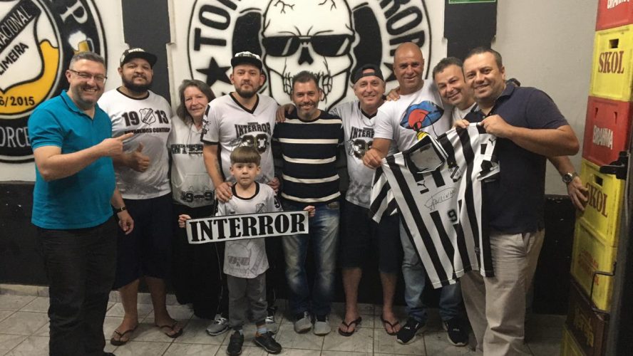 Maior artilheiro da Inter visita o Bar da Torcida