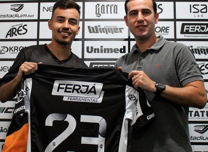 Inter renova com artilheiro até 2023